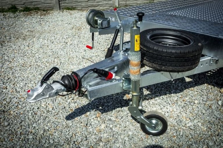 Jupiter 6m; DMC 3500kg; środek Alu-łezka